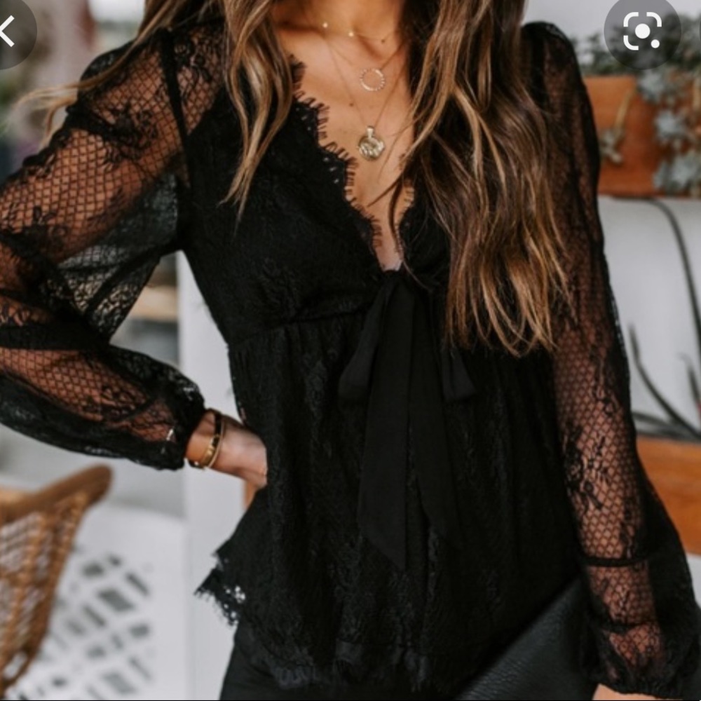 Vici Long Sleeve Lace Babydoll Top